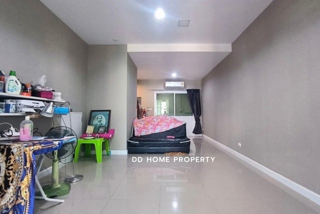 ขายหมู่บ้านพาทิโอ พระราม5-สิรินทร หน้าบ้านหันทางทิศเหนือ (DD001572)