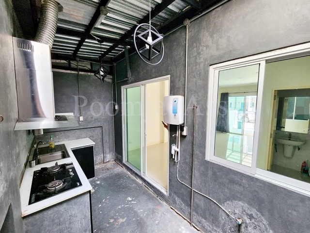 ขายทาวน์โฮม 3 ชั้น หมูบ้าน วิชั่น สมาร์ท ไลฟ์ สถานีรถไฟฟ้า บางพูล – รัตนาธิเบศร์