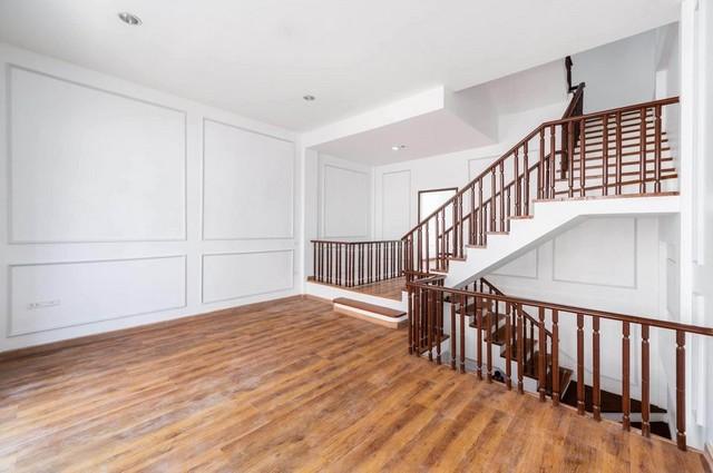 HS 1701 ขายทาวน์โฮม 3 ชั้น โครงการบ้านกลางเมือง มอนติคาร์โล รัชวิภา รีโนเวทใหม่ ใกล้ตลาดบองมาร์เช่