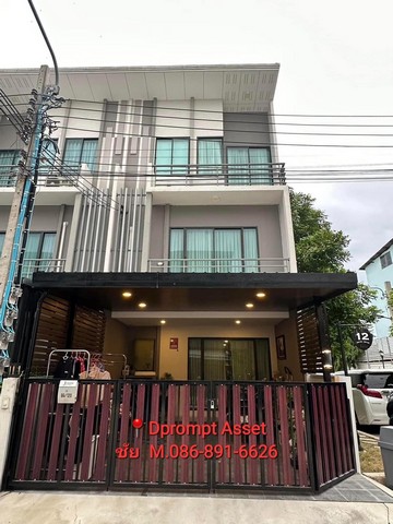 รหัสทรัพย์ DPO0017Code RK1975โครงการ เจ แกรนด์ สาทร-กัลปพฤกษ์ ถ.กัลปพฤกษ์ แขวงคลองบางพราน เขตบางบอน กทม 10150------------------------------------------------------เจ แกรนด์ สาทร- กัลปพฤกษ์จากราคา 5.99ล้านบาทลดเหลือเพียง 4.99 ล้านบาท  ------------------------------------------------------ locationhttp://maps.google.com/maps?q=13.68281,100.4137            ราคา 4,990,000 บาท             รายละเอียดบ้าน พื้นที่ใช้สอย 130 ตรม.  18.5 ตร.วา  4 ห้องนอน  3 ห้องน้ำ จอดรถได้4คัน  หน้าบ้านหันทางทิศ เหนือ ต่อเติม ครัวหลังคา-ปูกระ