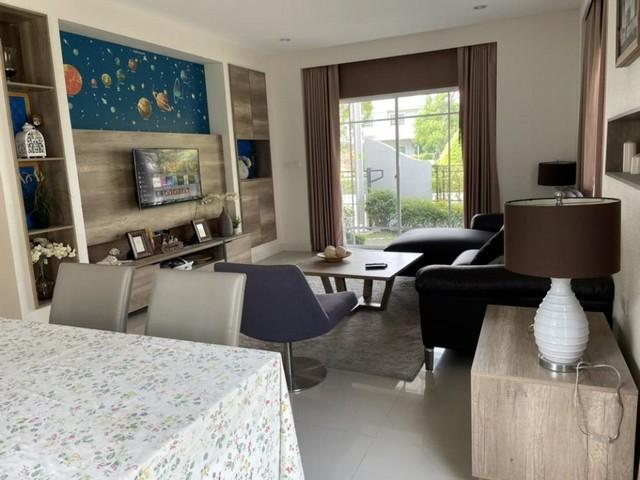 HR6787ให้เช่าบ้านเดี่ยว2 ชั้น เนื้อที่  58 ตารางวา   3 ห้องนอน 3 ห้องน้ำ  โครงการ Perfect Park สุวรรณภูมิ ถนนร่มเกล้า พร้อมอยู่สนใจติดต่อคุณสามารถ 0918070863 ID line : samart863ราคาเช่า 33,000 บาทต่อเดือน (ประกัน 2 เดือน+ล่วงหน้า 1 เดือน พร้อมเข้าอยู่)ให้เช่าบ้าน Perfect Park สุวรรณภูมิ ถนนร่มเกล้า130ตรม.3นอน3น้ำตกแต่งอย่างดีพร้อมอยู่พื้นที่ 58 ตารางวา พื้นที่ใช้สอย 130 ตารางเมตร3 ห้องนอน 3 ห้องน้ำ 1 ห้องรับแขก 1 ห้อง�