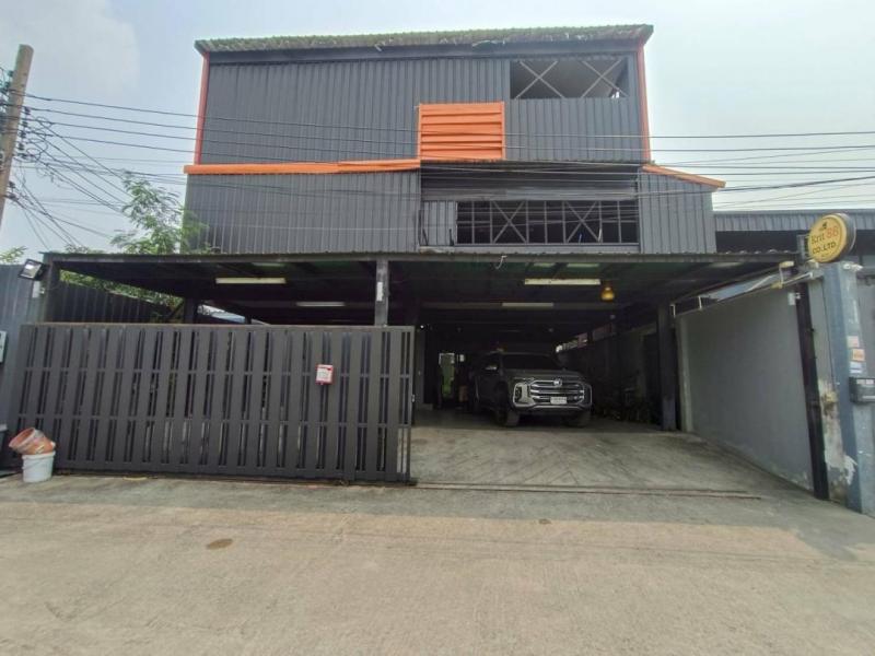 BS726 ขายโฮมออฟฟิตสำนักงาน 3ชั้นพร้อมโกดังสินค้า ซอยรามอินทรา62 ทะลุเส้นนวมินทร์ได้ contact : คุณบัว Bua Agent 0936464597, 0826914598Line : Bua093ราคาขาย 13.5 ล้านบาท ( ค่าโอนคนละครึ่ง ) BS726 โฮมออฟฟิตสำนักงาน 3ชั้นพร้อมโกดังสินค้า เนื้อที่รวมกัน 121 ตารางวา ออฟฟิต มี 3ชั้น ห้องประมาณ 10 ห้อง น้ำ 2 ห้อง มี ห้องพัก คนงาน 2 ห้อง ไฟฟ้า 3เฟส ที่ตั้ง แขวงรามอินทรา เขตคันนายาว กรุงเทพมหานคร 10230 Agent Postcontact : คุณบัว Bua Agent 0936464597, 0826914598