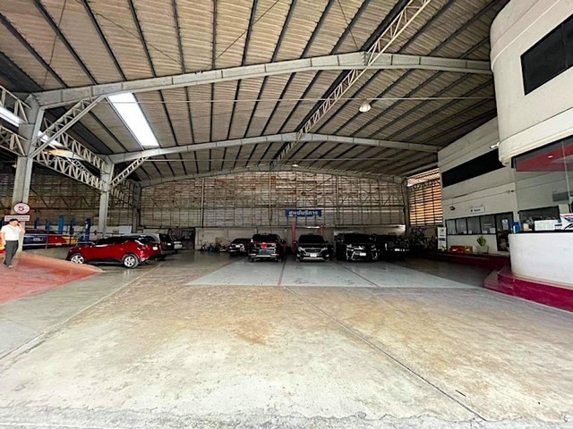 ให้เช่าอาคารสำนักงาน โชว์รูมรถ ถนน วิภาวดีรังสิต 70 หลักสี่ พื้นที่ ประมาณ 2ไร่ 2งาน