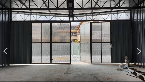 ให้เช่าโกดัง พื้นที่ใช้ส่อย 128 ตารางเมตร ที่จอดรถ 3 คัน  ซอยลาดพร้าว 35  จันทรเกษม เขตจตุจักร กรุงเทพมหานคร