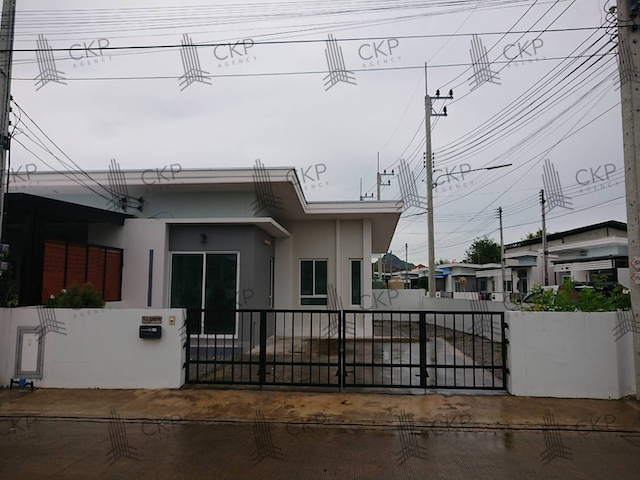 ขายพร้อมผู้เช่า บ้านแฝด ลาวัลเล่ทาวน์ 2 หัวหิน-ปราณบุรี ขนาด 33 ตร.วา. บ้านแฝดหลังมุม พื้นที่กว้างขวาง ต.วังก์พง อ.ปราณบุรี ประจวบคีรีขันธ์