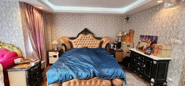 ขายทาวน์โฮม 3 ชั้น บ้านทำเลบางซื่อซอยเยาวภา ทำเลMRTเตาปูน200เมตร