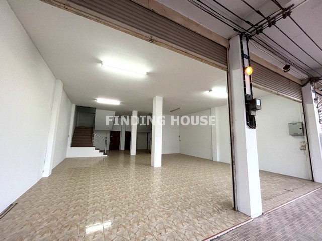 ขายอาคารพาณิชย์ 4 ชั้น 2 คูหา 54.6 ตร.ว. ทำเลดี ใกล้ถนนเอกชัย สมุทรสาคร