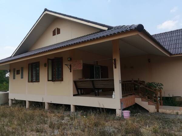 LIST.25443 ขายที่ดินแปลงสวยพร้อมบ้าน 2ไร่ 3งาน 44ตรว. ติดถนนสาธารณะ น้ำ-ไฟพร้อมมีเพื่อนบ้าน น่าอยู่มากๆ ไม่ไกลจากตัวอำเภอสวนผึ้ง และตลาดชัฎป่าหวาย แปลงสี่เหลี่ยมผืนผ้าสนใจสอบถามเพิ่มเติม​ นัดหมาย​เพื่อ​เข้าชม​ติดต่อ​ : คุณ​พงศ์​ภา​วี​(พงศ์)​Tel : 088-659-7963Line ​: man_r1​Realty One Estate (Thailand) CO. LTDในสังกัดสมาคมนายหน้าอสังหาริมทรัพย์​ไทยเรียลตี้วัน​ ”เราจะขายให้คุณ” 