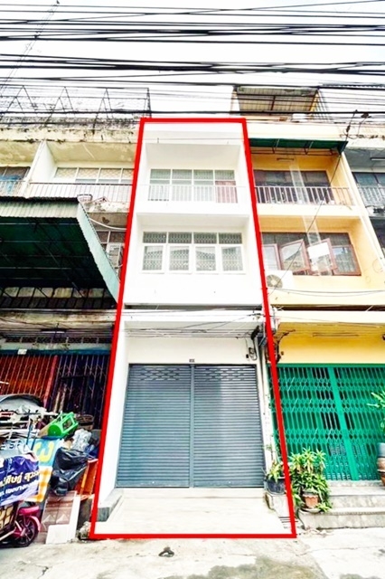 โรงพยาบาลธนบุรี 16ตรว.MRT จรัญ ให้เช่าอาคารพาณิชย์4ชั้น Lotus โฮมโปร  230ตรม. 14,999B-M 4.5ลบ. 2นอน 2น้ำ 2จอดรถ Thonburi Hospital MRT Charan 4-story commercial building for rent Lotus 16sq.wa. 230sq.m. 14,999B-M 4.5million baht 2bed 2bath 2parking. ซ.พาณิชยการธนบุรี3-15 ถ.พาณิชยการธนบุรี แขวงวัดท่าพระ เขตบางกอกใหญ่ กรุงเทพมหานคร 106002 ห้องนอน3 ห้องโถง1 ห้องครัว2 ห้องน้ำ2 ที่จอดรถสถานที่ใกล้เคียงINDY FITNESS ( 1 กม .)MRT จรัญ ( 1 กม. )J&T Express ( 1 กม. )ร้านไปรษณีไทย ( 1 กม. ) โลตัส โกเฟรช ซูเปอร์มาร์เก็ต จ