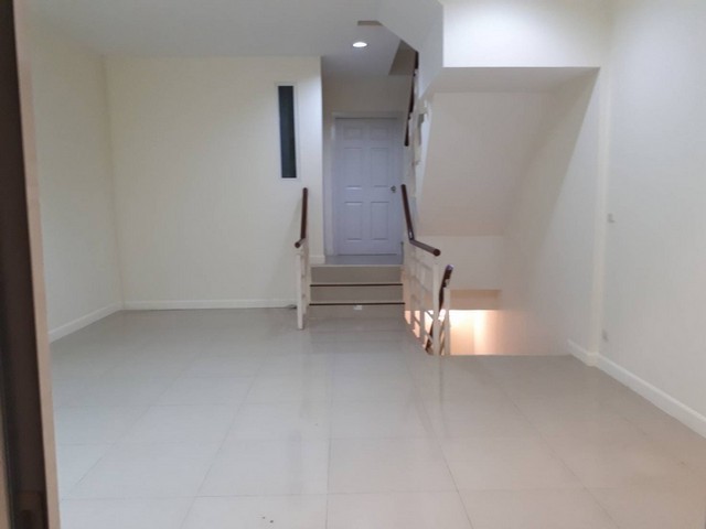 [A784]ให้เช่า 23k ทาวน์โฮม พรีเมียม เพลส เอกมัย-รามอินทรา นวลจันทร์66 อยู่ติดถนนประดิษฐ์มนูธรรม เลียบด่วน เหมาะทำออฟฟิศและอยู่อาศัย