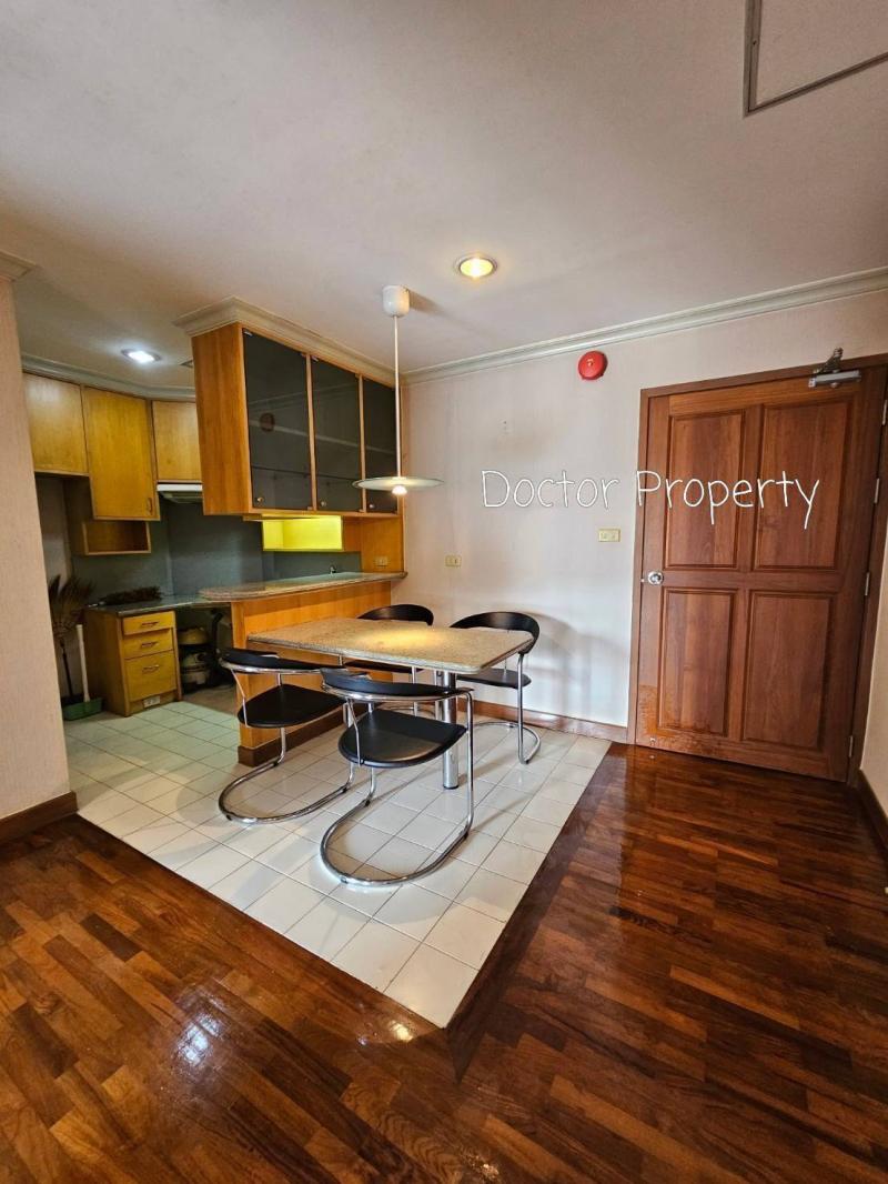SPECIAL PRICE 1 Bedroom Condominium For Sale In Sathorn, Bangkok