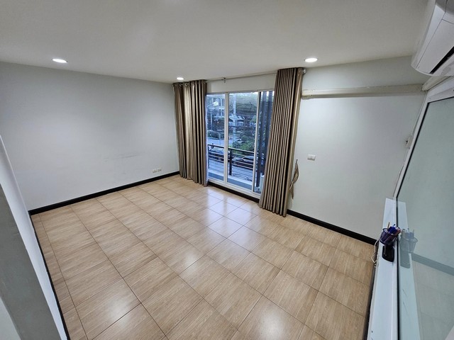 ให้เช่าทาวน์โฮม 3 ชั้น 3 ห้องนอน โครงการบ้านกลางเมือง ซอยรามคำแหง39 ใกล้ทาวน์อินทาวน์ ใกล้เลียบด่วน