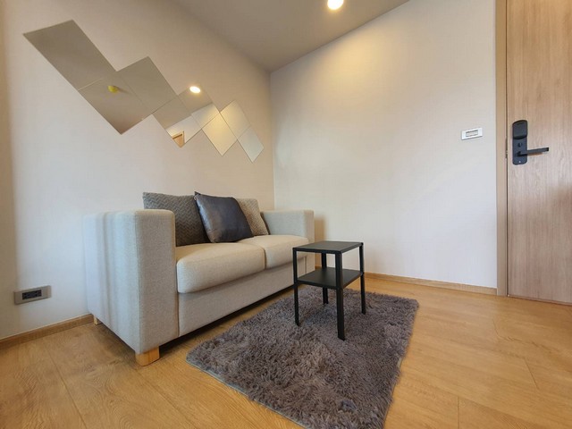 ขายคอนโด โคคูน พระราม 9 Cocoon Rama 9 ติดโรงพยาบาลสมิติเวช ศรีนครินทร์ ใกล้กับห้าง The Nineคอนโดทำเลดี ใกล้ห้างสรรพสินค้า รพ. เฟอร์ฯครบ พร้อมเข้าอยู่พื้นที่ 27.06 ตร.มคอนโดสูง 8 ชั้น อยู่ชั้น 41 ห้องนอน, 1 ห้องน้ำ, 1 ห้องนั่งเล่น, มีระเบียง, ทำที่กั้นนกแล้วที่ตั้ง: พระราม 9 ซอย 57 แขวงสวนหลวง เขตสวนหลวง กทม.สถานที่สำคัญใกล้เคียง- The Nine พระราม 9- St.Mark Internationnal School- รพ.สมิติเวช ศรีนครินทร์- ม.อัสสัมชั