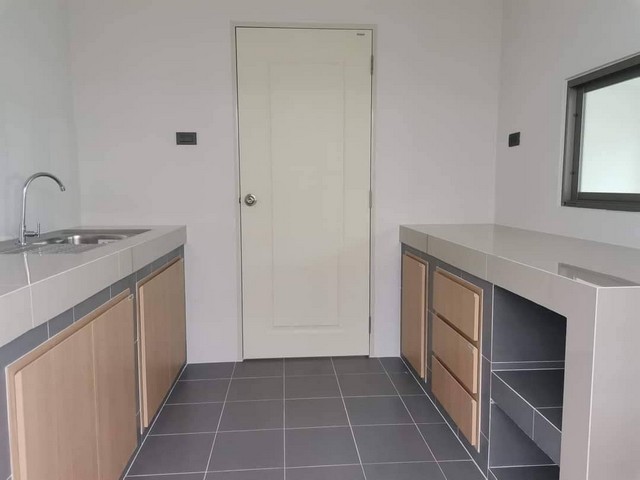 ขายบ้านเดี่ยว มบ.แกรนด์วัลย์เลย์ เลี่ยงหนองมน  บ้านเดี่ยว​ 2 ชั้น​ *หลังหัวมุม