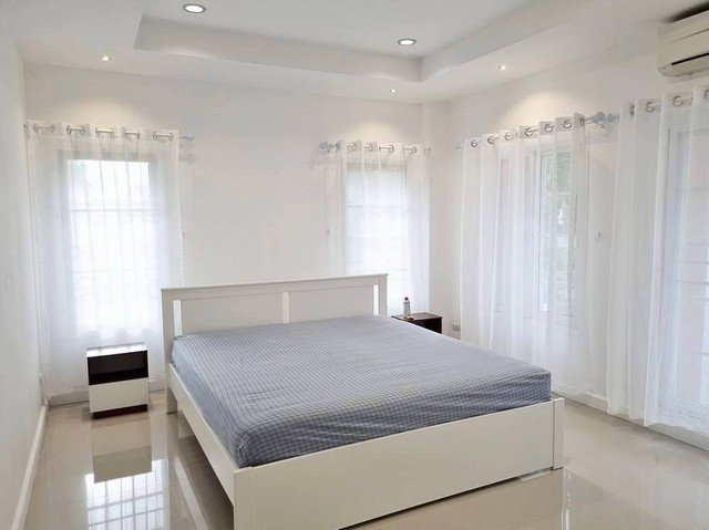 ให้เช่าทาวน์โฮม 3 ชั้นหลังมุม URBANSATHORN สาทร ทำเลBTSบางหว้า