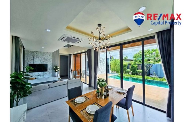 พูลวิลล่าทำเลดี ติดถนนห้วยใหญ่