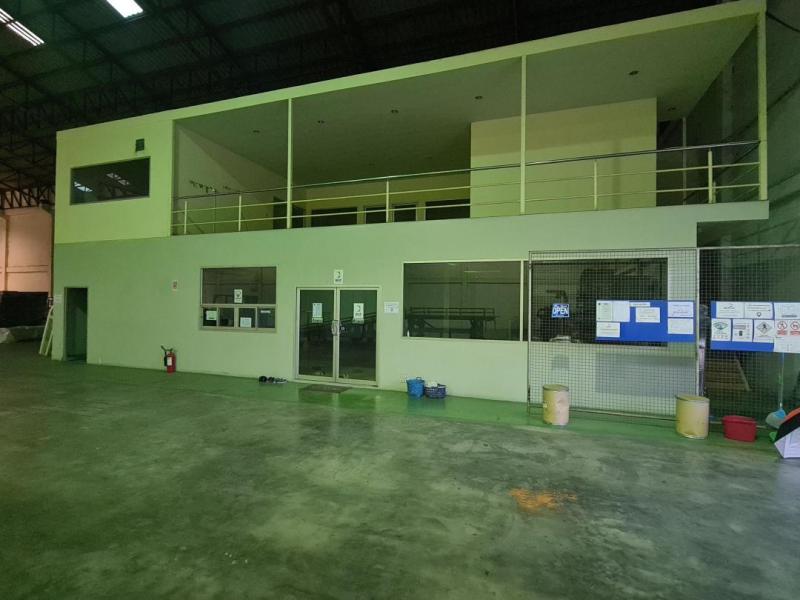 ให้เช่าโกดังพร้อมออฟฟิศ 2,500 ตร.ม.เป็นพื้นที่สีเหลือง บางเสาธง สมุทรปราการ