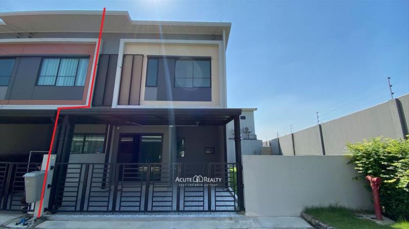 ขายทาวน์โฮมหลังมุม สิริ เพลส เพชรเกษม-สาย 4 พื้นที่กว้างขวาง ทำเลดี