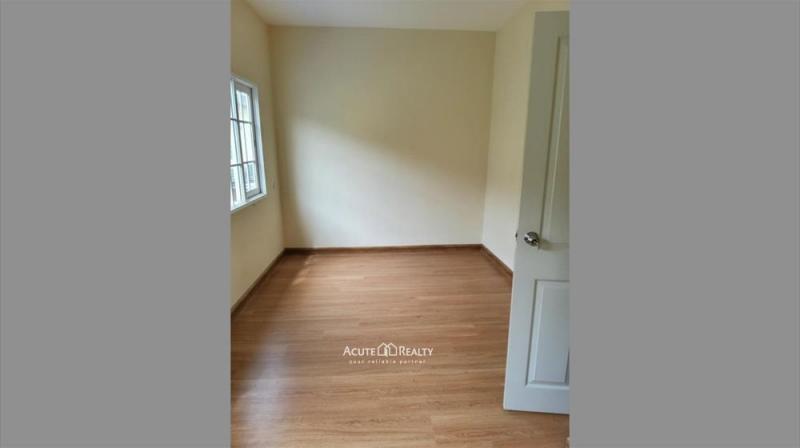 ขายทาวน์โฮม 2 ชั้น โกลเด้น ทาวน์ เพชรเกษม-พุทธมณฑลสาย 3 ทำเลดี