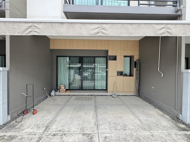 POR3515 ขาย ทาวน์โฮม บ้านกลางเมือง ปิ่นเกล้า-จรัญ Baan Klang Muang Pinklao-Charan ย่านบางกรวย ปิ่นเกล้า จรัญสนิทวงศ์   3 ห้องนอน