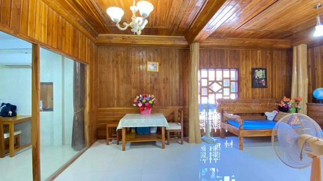 ขายบ้านพร้อมที่ดินสวย บ้านไม้สัก 2 ชั้น 192 ตร.ม. บ้านร่องซ้อ ต.ในเวียง  อ.เมือง  จ.แพร่     ZN586