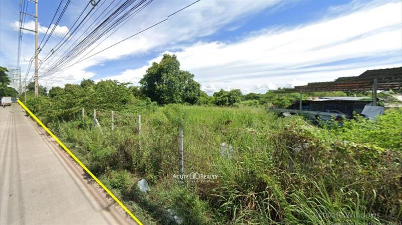 ขายที่ดินเปล่า ติดถนนเลียบมอเตอร์เวย์ ใกล้นิคมแหลมฉบัง