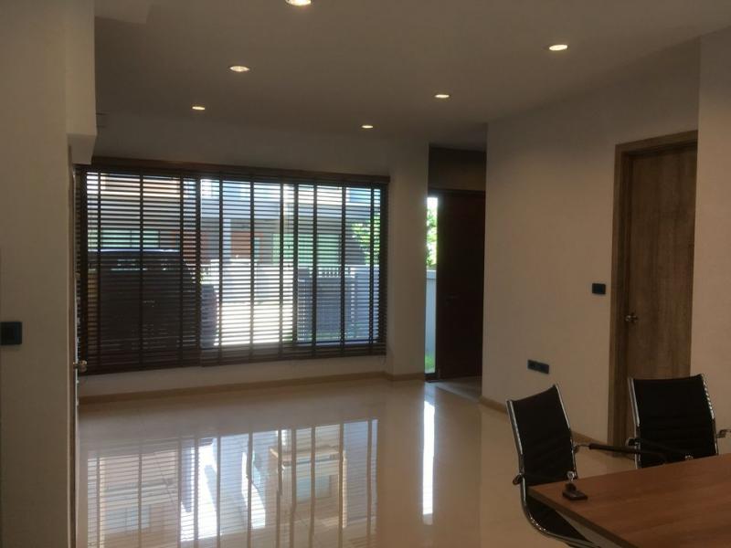 CH890-OSBH-RE ให้เช่า ทาวน์​โฮม 3 ชั้นครึ่ง เฮ้าส์โคลเวอร์ (Haus Clover) ราชพฤกษ์ บางพลับ