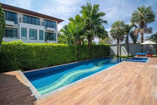 HR6819ให้เช่าบ้านเดี่ยว 3 ชั้น เนื้อที่ 200 ตารางวา 6 ห้องนอน 7 ห้องน้ำ พร้อมสระว่ายน้ำ หมู่บ้านเพอร์เฟค มาสเตอร์พีซ พระราม 9สนใจติดต่อคุณสามารถ 0918070863 ID line : samart863ค่าเช่า 350,000 บาทต่อเดือนให้เช่าบ้านเดี่ยว 3 ชั้น พร้อมสระว่ายน้ำ หมู่บ้านเพอร์เฟค มาสเตอร์พีซ พระราม 9เนื้อที่ 200 ตรว.พื้นที่ใช้สอย 650 ตรม. 6 ห้องนอน 7 ห้องน้ำตกแต่งเฟอร์ครบพร้อมอยู่ ทำเลเชื่อมต่อได้ทั้ง ถนนพระราม 9, ถนน