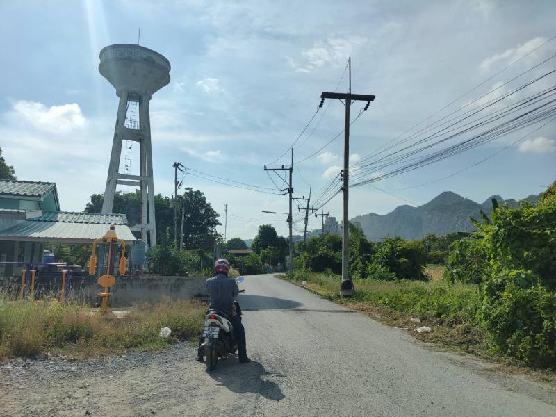 ##ที่ดินเปล่าสระบุรี เขาวง พระพุทธบาท•ที่ดิน 9-1-19 ไร่ ราคา 3.35 ล้านต.เขาวง ราคาจับต้องได้•ลักษณะโดยทั่วไป-ดินดีแหมาะกับการเพราะปลูก-รอบข้างมีสิ่งเพื่อนบ้านมากมาย-ที่ตั้ง : ต.เขาวง อ.พระพุทธบาท จ.สระบุรี-ที่ดิน 9 ไร่ 1 งาน 19 ตรว. และใกล้ถนนทางหลวง หมายเลข 4009-ใกล้เคียง โรงงานปูนซีเมนส์ วัดเขาพลัด โรงเรียนบ้านเขาพลัดโรงเรียนวัดเขาวง วัดเขาวง องค์การบริหารส่วนตำบลเขา�