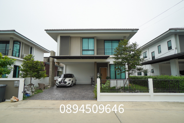Property ID:  M5497ขาย บ้านเดี่ยว ภัทรีดา อเวนิว รังสิต-คลอง 2 ขนาด 2 ชั้น 64.5 ตร.วา 3 ห้องนอน 3 ห้องน้ำ ตกแต่งสวนสวย ต่อเติม Glass House หลังบ้านVDO: https://youtu.be/T2WXf1ulSaMที่ตั้ง หมู่บ้าน ภัทรีดา อเวนิว รังสิต-คลอง 2 (Patreeda Avenue) ถนนรังสิต-นครนายก ต.คลองสอง อ.คลองหลวง จ.ปทุมธานีพิกัด:https://maps.app.goo.gl/zGpWNNfWiBE49ndq7เนื้อที่ 64.5 ตร.วาหน้ากว้าง 14 เมตร2 ชั้น3 ห้องนอน3 ห้องน้ำ1 ห้องครัว พร้อมเคาเตอร์ครัว และเครื่องดูดควันจากเตาพื้นที