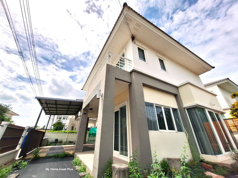 MH0005 ขายบ้าน  คุณาลัย คอร์ทยาร์ด บ้านกล้วย-ไทรน้อย ขนาด 55.9 ตร.วา  บ้านสวยพร้อมอยู่หลังมุมโครงการ :  คุณาลัย คอร์ทยาร์ด บ้านกล้วย-ไทรน้อย / Kunalai Courtyard Baankluay-Sainoiราคาขาย 4.59 ล้านบาทจุดเด่น :- ใกล้ MRT สถานีคลองบางไผ่รายละเอียด :- ขนาดที่ดิน : 55.9 ตารางวา- 3 ห้องนอน, 3 ห้องน้ำ- 2 ที่จอดรถบ้านทิศใต้สิ่งอำนวยความสะดวก :- คลับเฮ้าส์- ทะเลสาบ- สระว่ายน้ำ- ฟิตเนส- สวนพักผ่อน- ลู่จ๊อกกิ้ง- ลู่จักรยาน- P