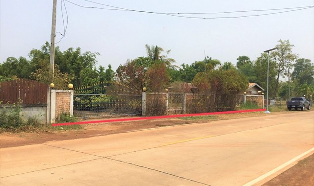 รายละเอียดเพิ่มเติมCode ID :   PKK02-13318ราคาขาย       4,032,000 บาท- ขนาดพื้นที่ :  1,527 ตร.ว (4 ไร่ / 1 งาน / 27 ตร.ว)- พื้นที่ใช้สอย :  280.50 ตร.ม- จำนวนห้อง :   2 ห้องนอน 2 ห้องน้ำ- จอดรถ :     1-2 คัน- บ้านครึ่งตึกครึ่งไม้ :     2 ชั้น- บ้านครึ่งตึกครึ่งไม้หันทางทิศ :- อายุอาคาร :    11 ปีพิกัดทรัพย์ :     https://maps.app.goo.gl/QkpZhYGpUmeB6Kqj7สถานที่ใกล้เคียง- ใกล้โลตัส เอ็กเพรส โคกศรีสุพรรณ - ใกล้โรงพยาบาลโคกศรีสุพรรณ- ใกล้โรงเรียนบ้านตองโขบ- ใก�