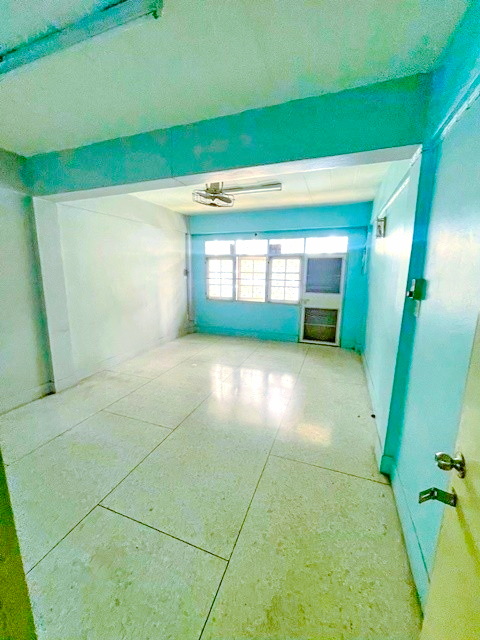 พระราม 2 ให้เช่าอาคารพาณิชย์ 5 ชั้น ตลาดบางมด เซ็นทรัล ใกล้ถ.ดาดฟ้า 80ตรว. 320ตรม. 8นอน 4น้ำ 2จอดรถ