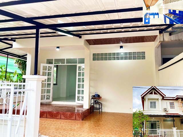 เซ็นทรัล จันทบุรีถ.ญาณวิโรจน์ รพ.สิริเวช ทาวน์เฮ้าส์2ชั้น แปลงมุม 30ตรว. 230ตรม. 12,999B-M 1.99ลบ. 3นอน 2น้ำ 2จอดรถYanwirot Rd. Siriwet Hospital Central Chanthaburi 2-story townhouse corner plot 30sq.wa. 230 sq.m. 12,999B-M 1.99million baht 3bed 2bath 2parking. ถ.ญาณวิโรจน์ เกาะขวาง เมืองจันทบุรี จันทบุรีหมู่บ้านนี้เป็นหมู่บ้านยอดฮิตมากว่า 20 ปี ด้วยทำเลดี ที่เดินทางสะดวกเหมาะกับนักลงทุนบ้านเช่าที่ต้องการผลตอบแทนสูงประมาณ 6%/ปี ขึ้นไปน่าอยู่ เงียบสงบ อากาศดีราคาตล