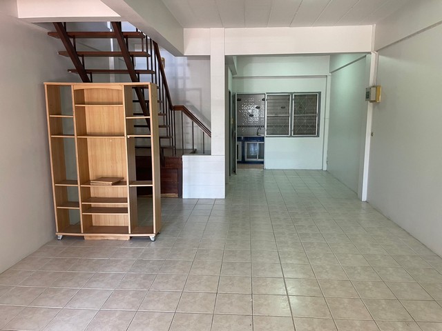 ขายบ้านวังมุขแลนด์ บางแสนทาวน์เฮ้าส์ 2 ชั้น  ถนนบางแสน ต.แสนสุข อ.เมืองชลบุรี จ.ชลบุรี