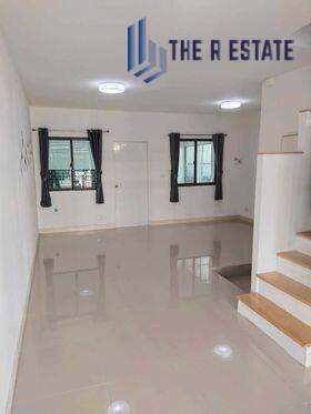 ขายทาวน์โฮม 2 ชั้น โครงการ PLENO สุขสวัสดิ์ หลังมุม  ติดถนนใหญ่ ใกล้ทางด่วนพิกัด ;https://maps.app.goo.gl/ZgeeDskHnRmhPReF8ที่ตั้งถนนประชาอุทิศ (ซ. ประชาอุทิศ60) แขวงทุ่งครุ เขตทุ่งครุ กทม. 10140รายละเอียดขนาด 19.5 ตรว.ขนาด 110 ตรม.ขนาด 3 นอน 2 น้ำ 1ครัว 1จอดขายราคา 3.6 ล้านค่าโอนคนละครึ่งสนใจติดต่อ รินรดา 0615519925 ID Line:0615519925 เว็บ:https://www.ther-estate.com/##สิ่งอำนวยความสะดวก##คลับเฮ้าส์สระว่ายน้ำฟิตเนสสวนสาธารณะAccess Card Controlกล้องวงจรป