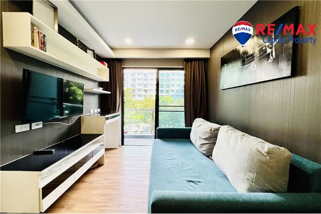 ดุสิต แกรนด์ พาร์ค 1 ห้องนอน 35 ตร.ม. วิวสระน้ำ