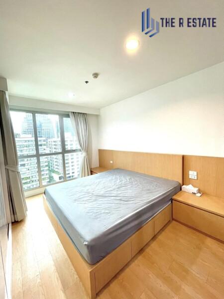 ขาย คอนโด RHYTHM สาทร – นราธิวาส ใกล้ BTS ช่องนนทรี ห้องสวย วิวโล่งพิกัด: http://maps.google.com/maps?q=13.718726,100.532429:: รายละเอียด :: – พื้นที่ 38ตรม. – ชนิด 1 ห้องนอน 1 ห้องน้ำ – อาคาร 1 – ชั้นที่ 12 จากทั้งหมด 27 ชั้น-ค่าส่วนกลาง 55 ต่อตรม. ขาย 5.4 ล้านค่าโอนคนละครึ่งสนใจติดต่อ รินรดา 0615519925 ID Line:0615519925 เว็บ:https://www.ther-estate.com/ ชื่อโครงการ: Rhythm สาทร-นราธิวาส (ริทึ่ม สาทร-นราธิวาส) / Rhythm Sathorn- Narathiwasสิ่งอำนวยความสะดวก– สระว่ายน้ำ, ฟิตเนส (ว�