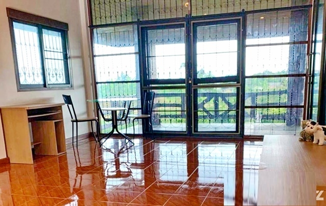 อุโมงค์ต้นหางนกยูง ปากช่อง ให้เช่าบ้านเดี่ยวตากอากาศ วิวธรรมชาติ 140ตรว. 150ตรม.3นอน 2ห้องน้ำ 2จอดรถ 3แอร์