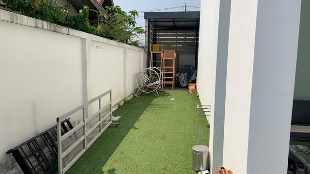 ขายทาวน์โฮม 3 ชั้น โครงการ Cozy ซอยโชคชัย 4 ซอย 70