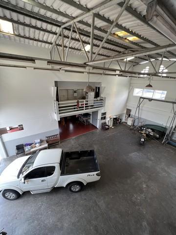 ให้เช่าโกดัง พื้นที่ใช้สอยรวม 360 ตารางเมตร จอดรถ 6 คัน ซอยสุขสวัสดิ์ 64  จ.สมุทรปราการ