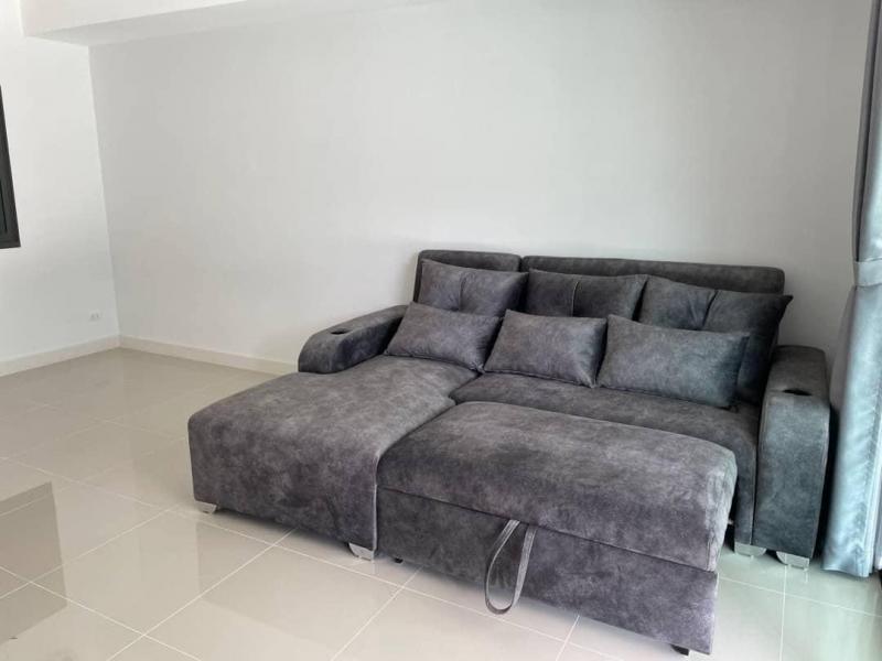 ให้เช่าทาวน์เฮาส์ 2 ชั้น  พื้นที่ใช้สอย 120 ตารางเมตร  3 ห้องนอน 2 ห้องน้ำ หมู่บ้านพลีโน่ สุขุมวิท-บางนา2 ติดถนนเลียบกาญจนาภิเษก