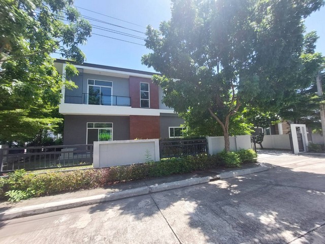 HU3841  ขายบ้านเดี่ยว  :  ลลิล กรีนวิลล์ ลักซ์ รามอินทรา-นวมินทร์  กรุงเทพมหานคร