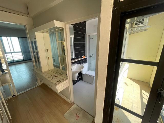 ขายทาวน์โฮม 3 ชั้นหลังมุมด้านใน 2 ห้องติด 41.8 ตรว. 6 ห้องนอน โครงการซิกเนเจอร์ วัชรพล หน้าบ้านทิศเหนือ