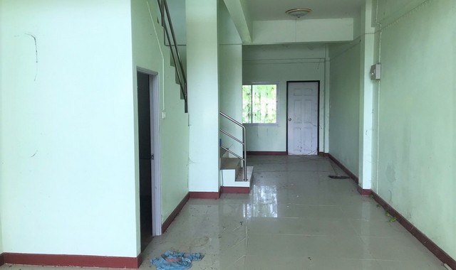 ขายอาคารพาณิชย์ใกล้ โรงพยาบาลคีรีรัฐนิคม อำเภอคีรีรัฐนิคม จังหวัดสุราษฎร์ธานี PKK04-05867