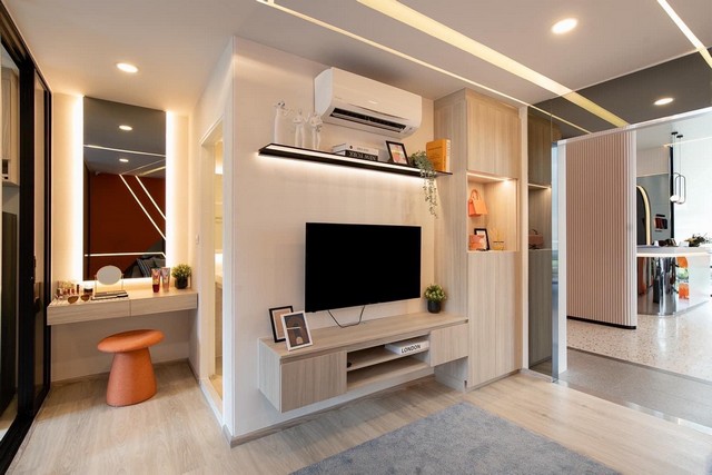 Sub0924ขายดาวน์ คอนโดเลี้ยงสัตว์ Origin Play Sri Udom Station  (เจ้าของขายเอง)ออริจิ้น เพลย์ อุดมสุข สเตชั่นผ่อนดาวน์เดือนละ 4,900 บาท (ผ่อนต่ออีก 7งวดกับโครงการโดยตรงได้เลยค่ะ* งวดบอลลูนงวดสุดท้ายสามารถยื่นกู้แบงค์ได้เลยขายดาวน์  65,000 บาท (ทำสัญญาเปลี่ยนชื่อเจ้าของได้เลยค่ะ ฟรี!!)  **ราคา ณ เดือนธันวาคม ต่อรองราคาได้อีกนะคะ ราคาหน้าสัญญา 2,810,000 บาท มีส่วนลดวันโอน 350,000 บาทเปลี่ยนสัญญาฟรีสน