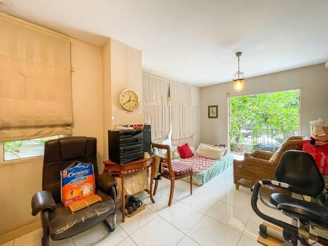 EPL-HS0967 ขายบ้านเดี่ยว 2 ชั้น รามคำแหง 164 รามคำแหง 164 หมู่บ้านเพอร์เฟคเพลส รามคำแหง ซอย164 ร่มเกล้า 54 พื้นที่ใช้สอย 170 ตรม.3 ห้องนอน