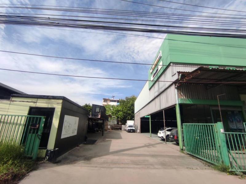 ให้เช่าที่ดิน พร้อมสิ่งปลูกสร้างเนื้อที่ 371 ตารางวา ติดถนนบางนาตราด ใกล้สนามบินสุวรรณภูมิ าเช่า 85,000 บาท