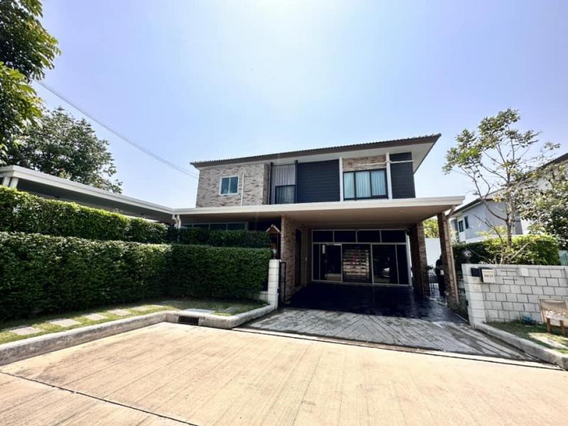 HS0972 ขายบ้านเดี่ยว 2 ชั้น หลังมุม ถ.บางกรวย-จงถนอม  นนทบุรี พร้อมสระว่ายน้ำส่วนตัว หมู่บ้านเซ็นโทร ราชพฤกษ์ – สวนผัก  พื้นที่ใช้สอย 190 ตารางเมตร 4 ห้องนอน 3 ห้องน้ำ ใกล้ทางด่วน ขาย 13 ล้านบาท: ติดต่อ : คุณ เอก  :  061-241 4954   &   083-017 9463   : Line Id : eak2325: กดลิ้งค์เพื่อเเอดไลน์ครับ :  https://line.me/ti/p/A6pc3MToug     :  https://line.me/ti/p/OLEY0bJTsVขาย 13,000,000 บาทที่ตั้ง : ถ.บางกรวย-จงถนอม ตำบลวัดชลอ อำเภอบางกรวย นนทบุรี 11130 ขายบ้านเดี่ยว 2 ชั้