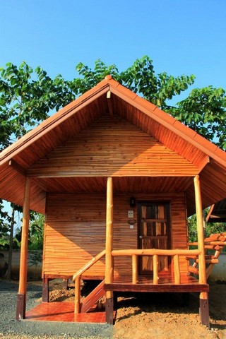 ขายรีสอร์ท 2 ไร่ 54 ตร.วา  ทำเลทอง  มีใบอนุญาติ พร้อมดำเนินกิจการต่อ   หลังปตท. หล่มเก่า  เพชรบูรณ์   ZTK011